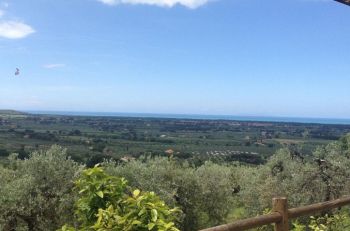 Aussicht von Oleandro und Rosmarino